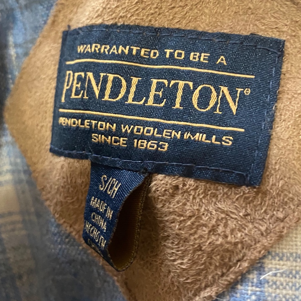Pendleton Sherpa zip front jacket. Small - Picture 9 of 13